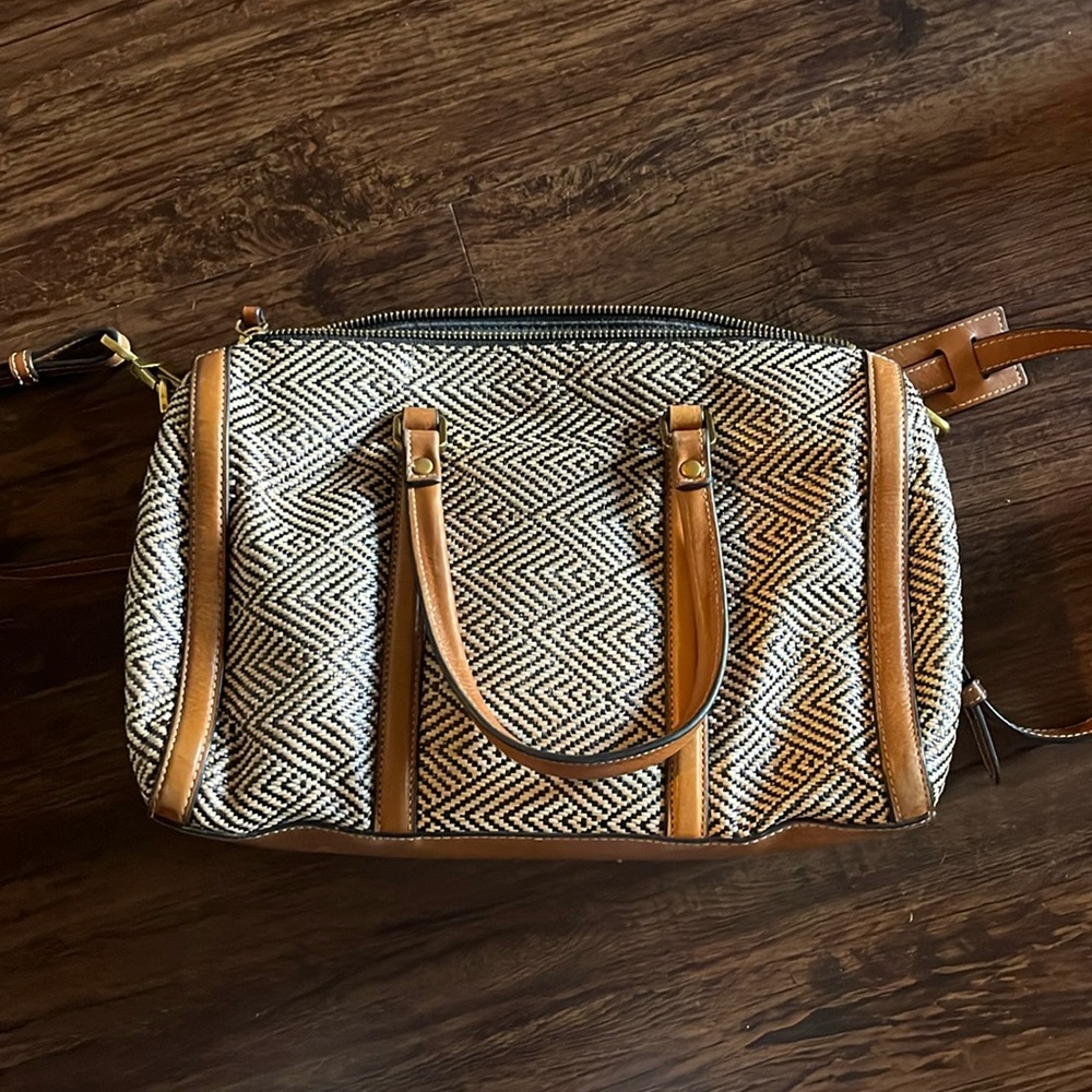 Fossil purse
